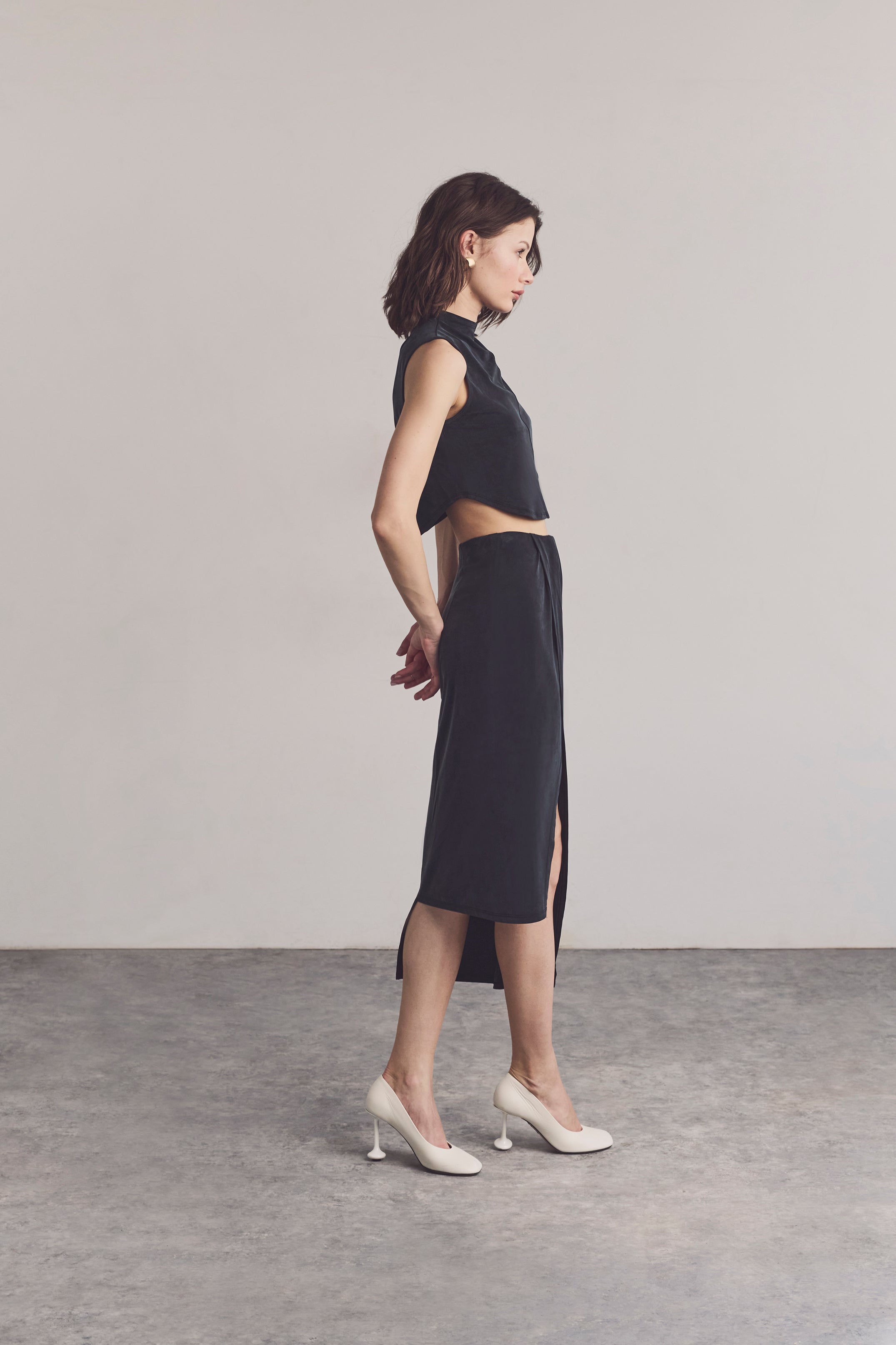 brushed-black